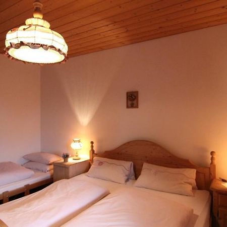 Ferienwohnung Flora เชอเนา อัม เคอนิกเซ ภายนอก รูปภาพ
