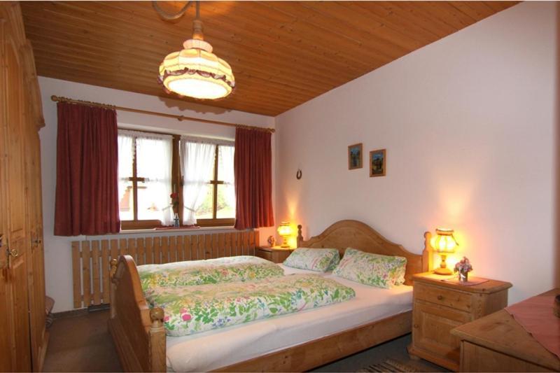 Ferienwohnung Flora เชอเนา อัม เคอนิกเซ ภายนอก รูปภาพ