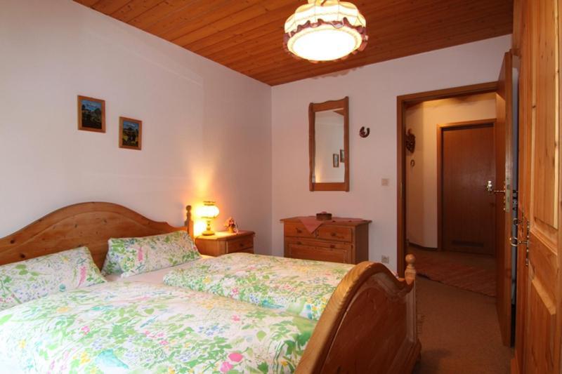 Ferienwohnung Flora เชอเนา อัม เคอนิกเซ ภายนอก รูปภาพ